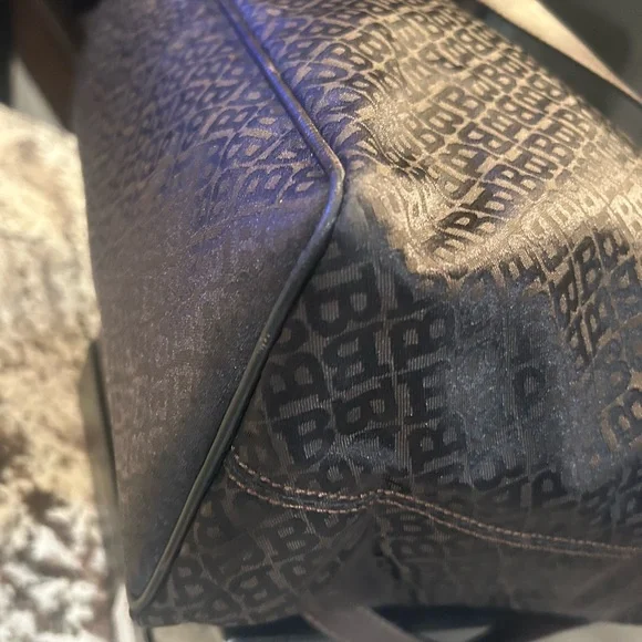 Bally EUC Tote with Gold Buckle - Picture 11 of 12